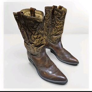 Vintage Durango Boots Men's Size 12 D Brown USA Cowboy Embossed Boots